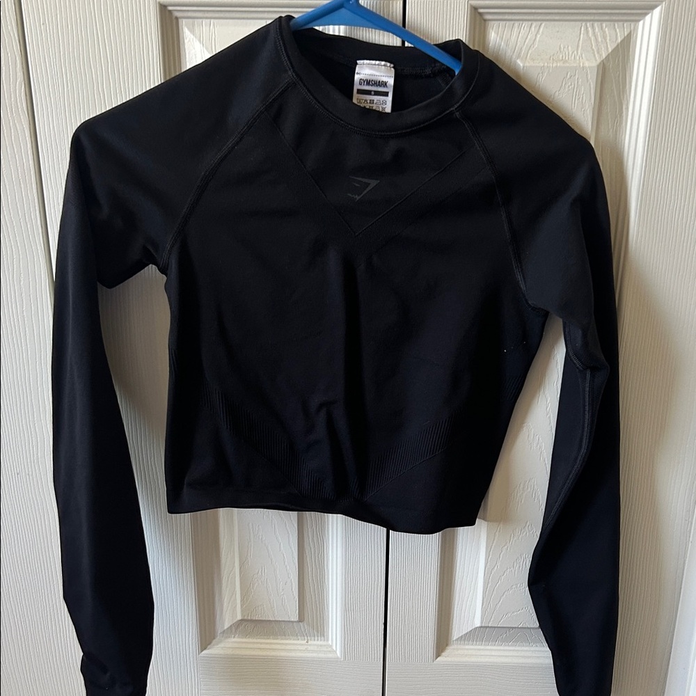 Gymshark Black Long-Sleeve Cropped Performance Top